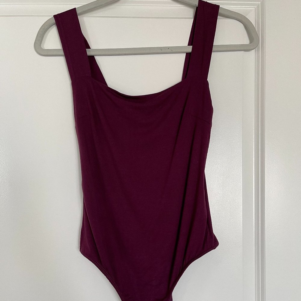 Burgundy Square-neck Sleeveless Bodysuit